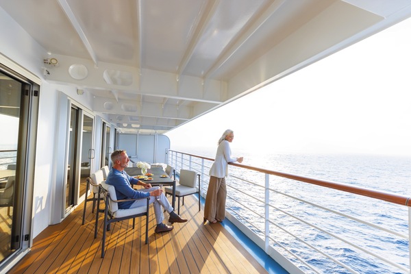 RSSC, Seven Seas Grandeur, Grand Suite.jpg